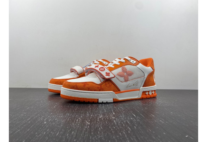 LV ARCH LIGHT SNEAKER