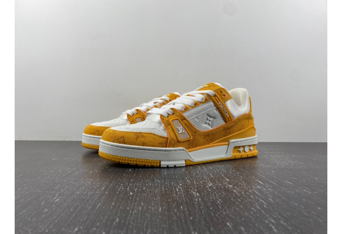 l**is V*t*n lv trainer