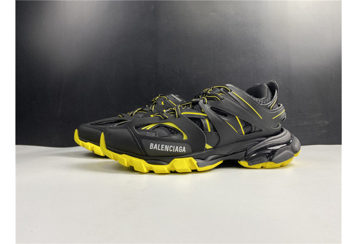 BALENGA TRACK SNEAKER 542023 W3AC1 1070