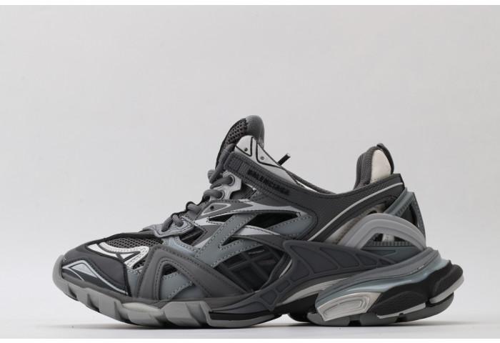 Ba*len*cia*ga track trainer