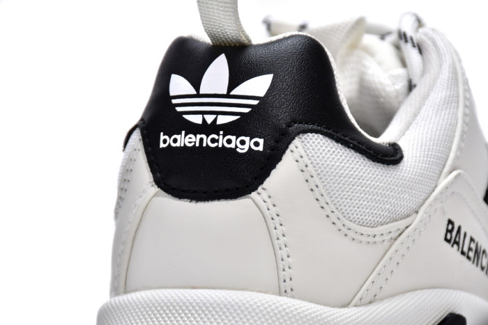 ad*s x Ba*len*cia*ga triple s