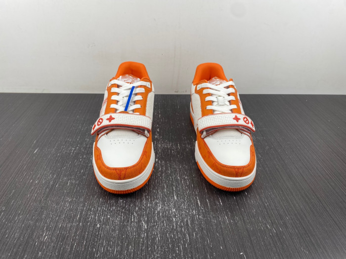 LV ARCH LIGHT SNEAKER