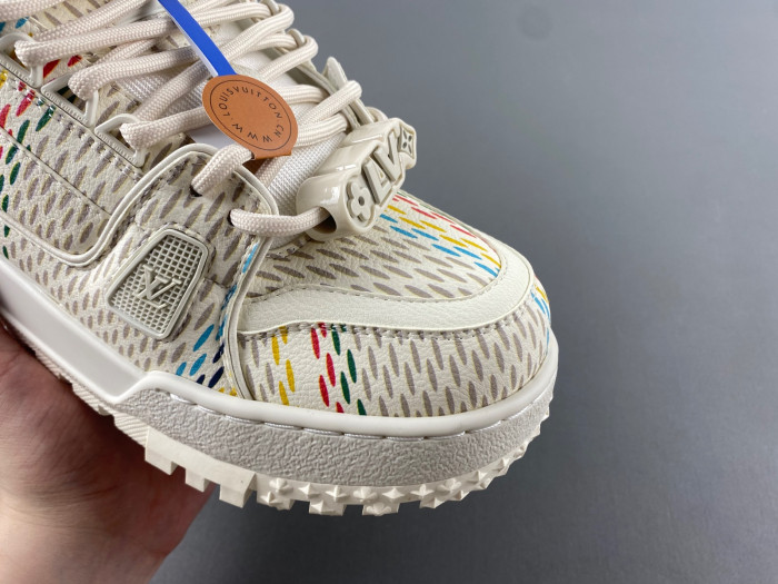 l**is V*t*n lv trainer