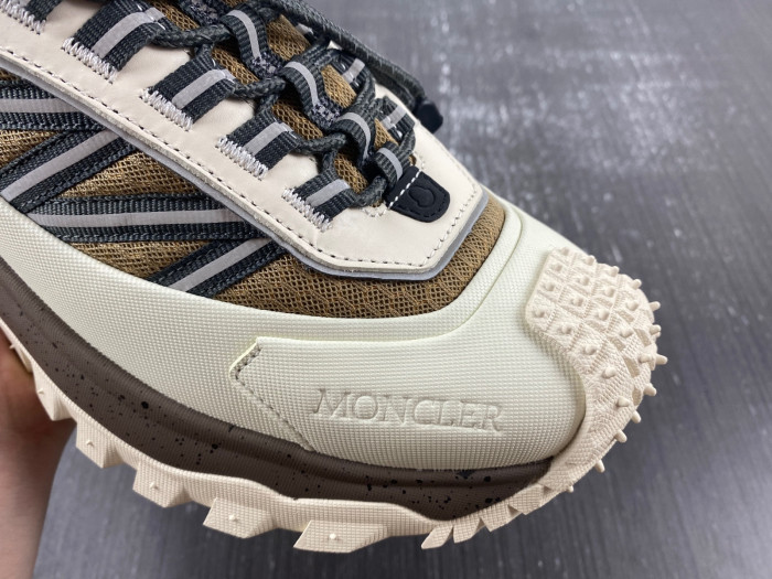 Moncler Trailgrip Beige White