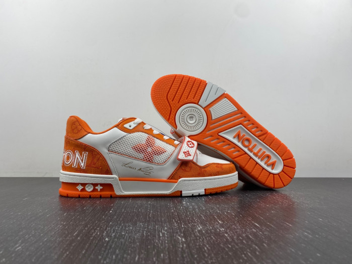 LV ARCH LIGHT SNEAKER