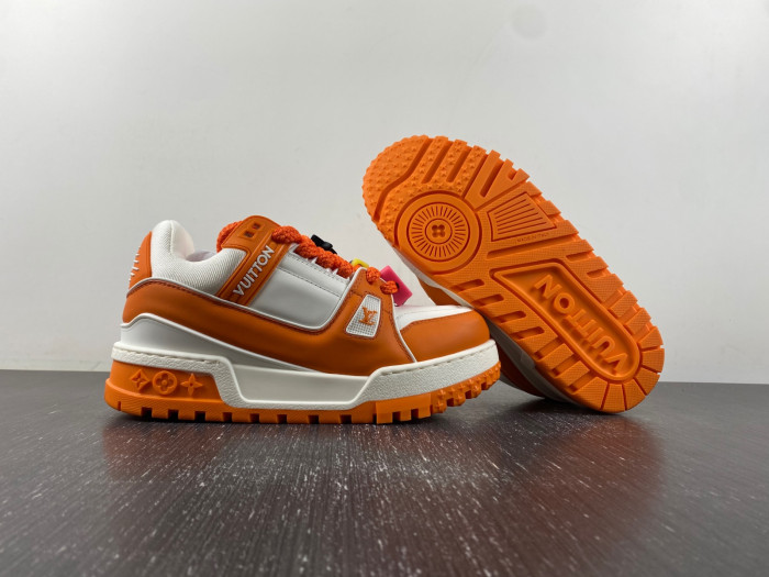 l**is V*t*n lv trainer