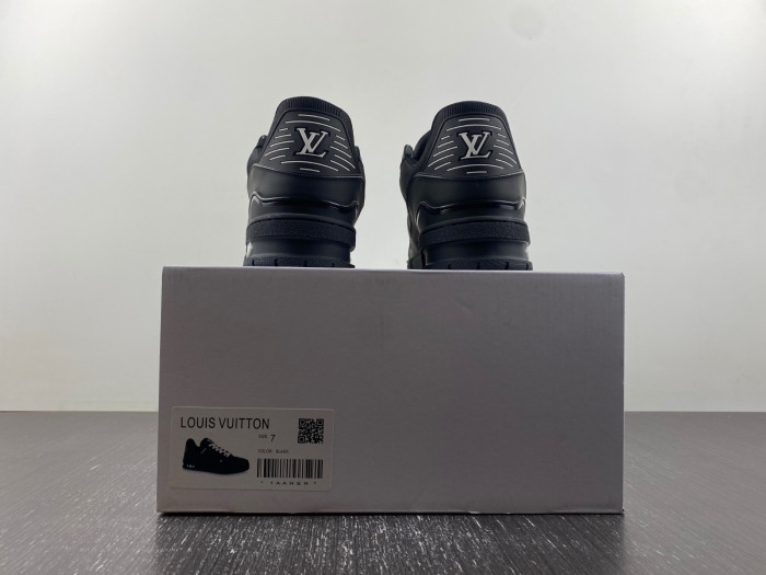 l**is V*t*n trainer all black embossing