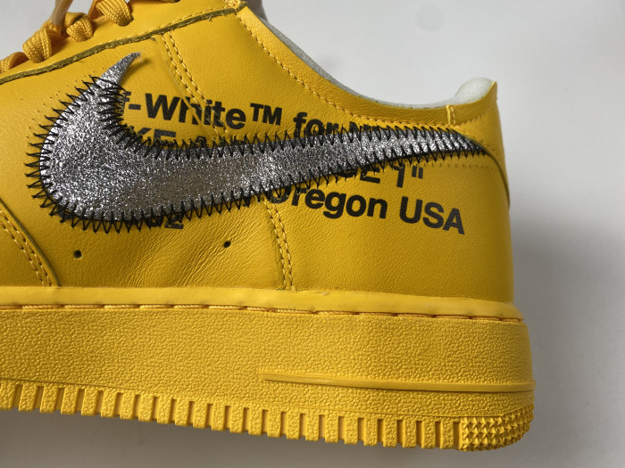 Nike Air Force 1 Low OFF-WHITE University Gold Metallic Silver DD1876-700