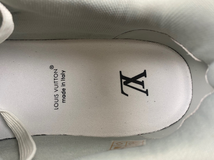 l**is V*t*n lv trainer