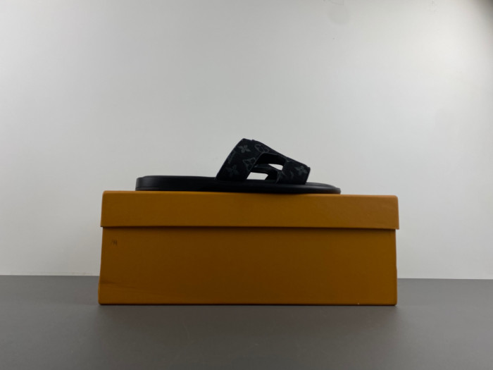 LV Loupe Vulttou Miami