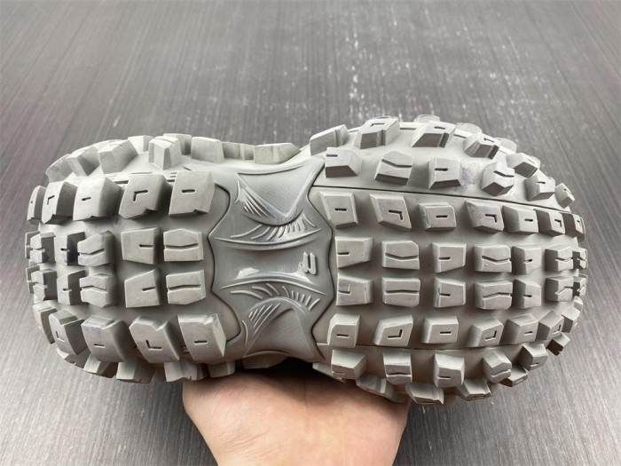 Ba*len*cia*ga defender light gray 685611 w2ra6 1200