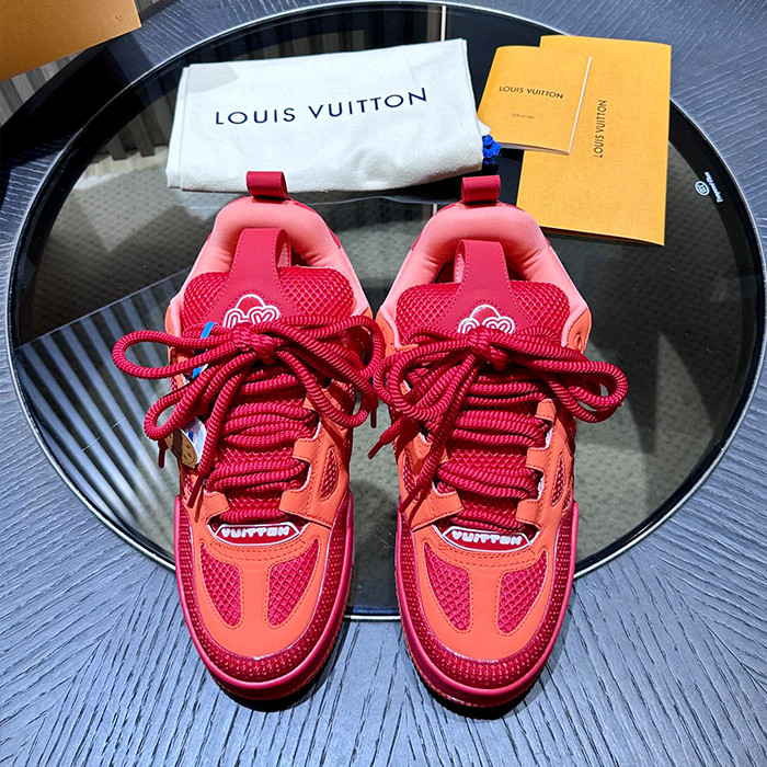 l**is V*t*n skate trainer