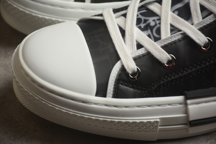 D.ior B23 Oblique Top Sneakers