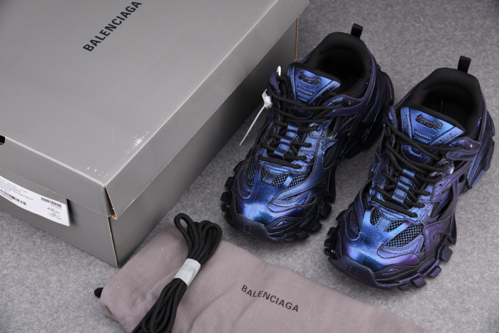 Ba*len*cia*ga track trainer