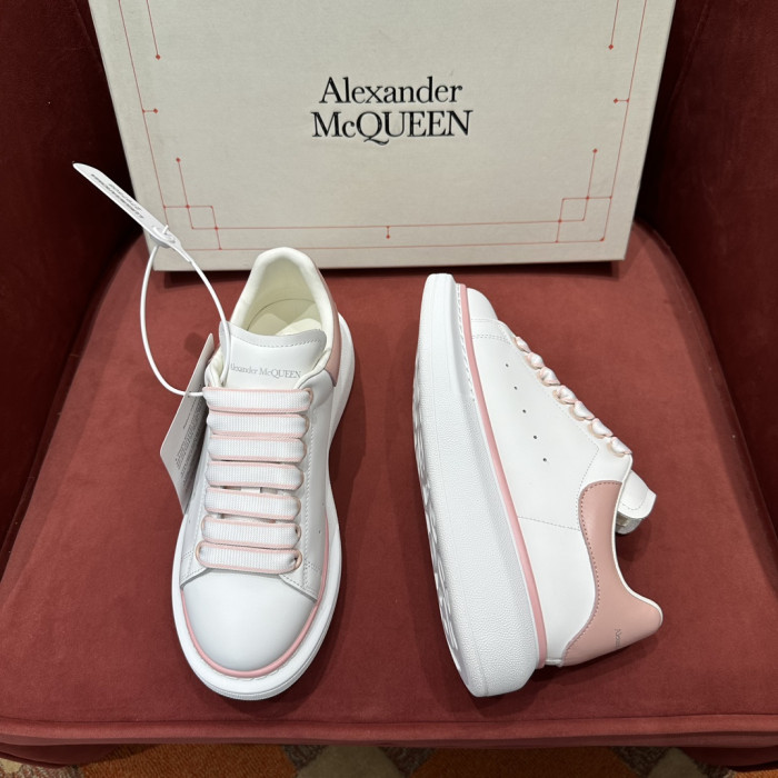 Alexander McQueen Sneaker