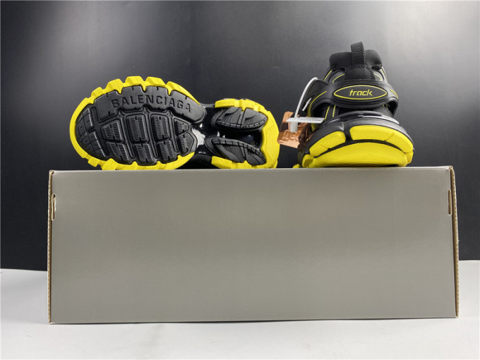 BALENGA TRACK SNEAKER 542023 W3AC1 1070