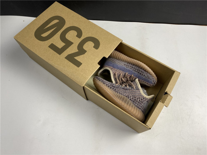ad*s Y**zy boost 350 v2 “fade” h02795 (kid)
