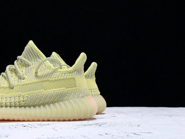 ad*s Y**zy boost 350 v2 antlia fv3250(kid)