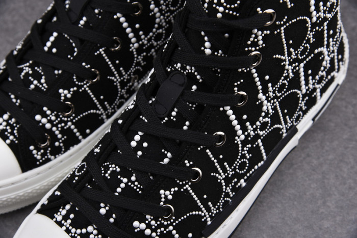 DR B23 HIGH-TOP SNEAKERS 0114