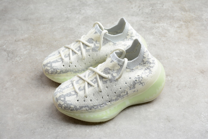 ad*s Y**zy boost 380 alien fv3260(kid)