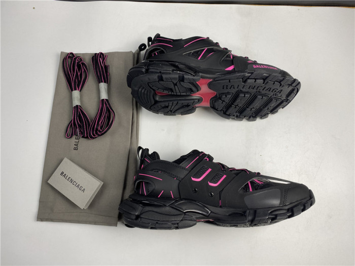 BALENGA TRACK SNEAKER PINK AND BLACK 542023 W2LA1 2046