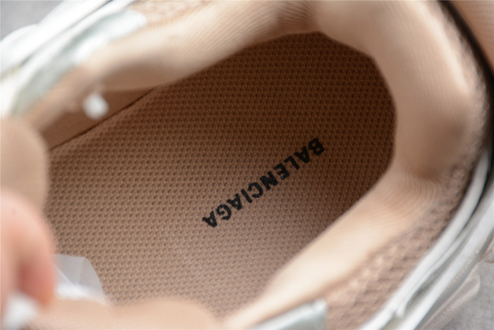 Ba*len*cia*ga track trainer