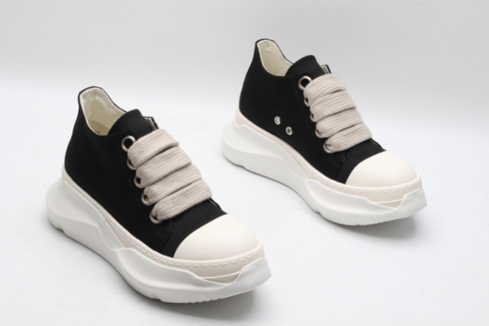 RICK OWEN.S SNEAKER