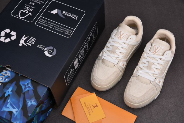 LOU VUIT SCI-FI SNEAKERS