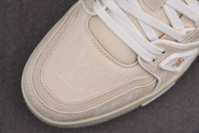 LOU VUIT SCI-FI SNEAKERS