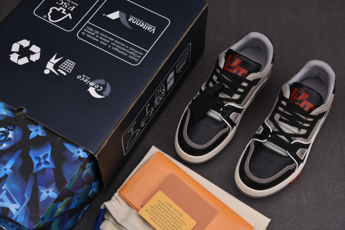 LOU VUIT SCI-FI SNEAKERS