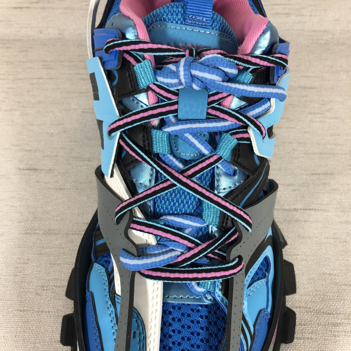 Ba*len*cia*ga track trainer